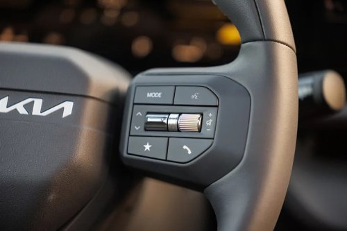 Take a Peek Inside the Redesigned 2027 Kia Seltos