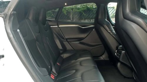 Tesla, I Thought This 11-Year-Old Tesla Model S Would Feel Ancient. It Didn’t