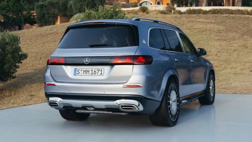 The 2027 Mercedes-Maybach GLS 680 in Photos