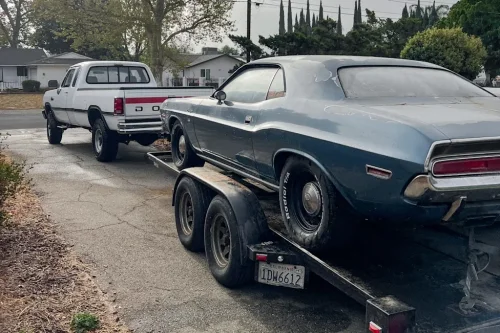Dodge, Elana Scherr: I'm Re-restoring My 1970 Dodge Challenger. What's Not to Love?