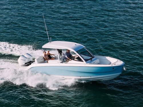 Beneteau Flyer 30 Takes Off