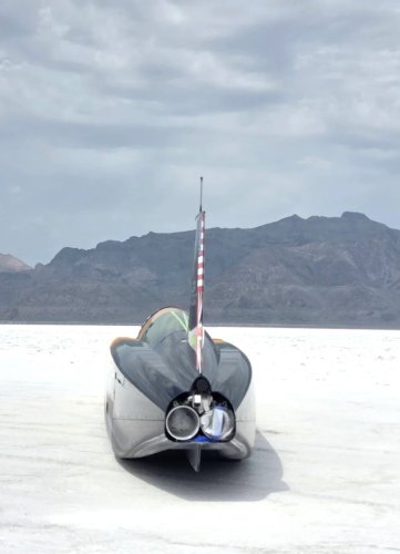 I just saw a hydrogen-powered car set a world record at 400 mph — but can they compete with EVs?