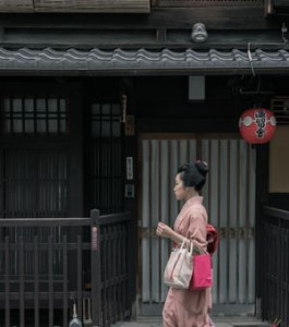 井上佳奈
