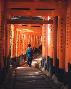 山崎智