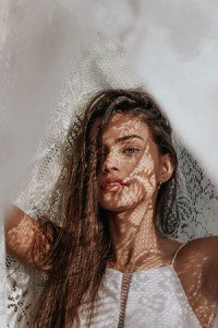 Julia Hahn