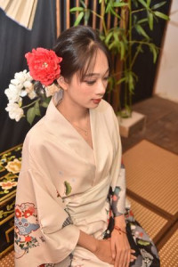 村上真奈