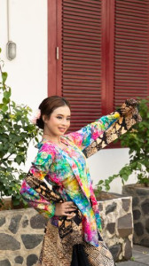 Lina Kurniawan