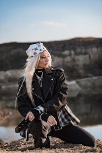 Laura Pohl