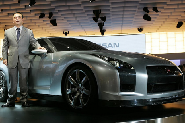 supercars, classic cars, why the nissan gt-r is still an icon after 15 years