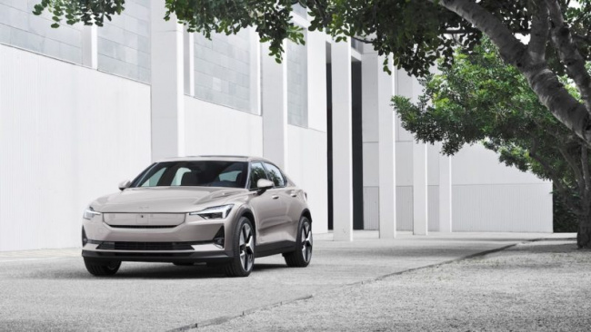 all-electric polestar 2 refresh delivers more power, performance and range