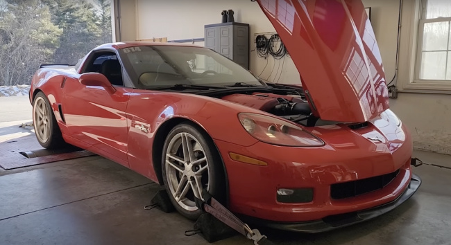 corvette, chevrolet corvette, chevrolet, video: rebuilding a c6 corvette z06 in a home garage after track carnage!