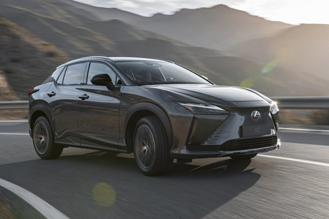 luxury, industry news, lexus dealers will sell home chargers for the upcoming rz