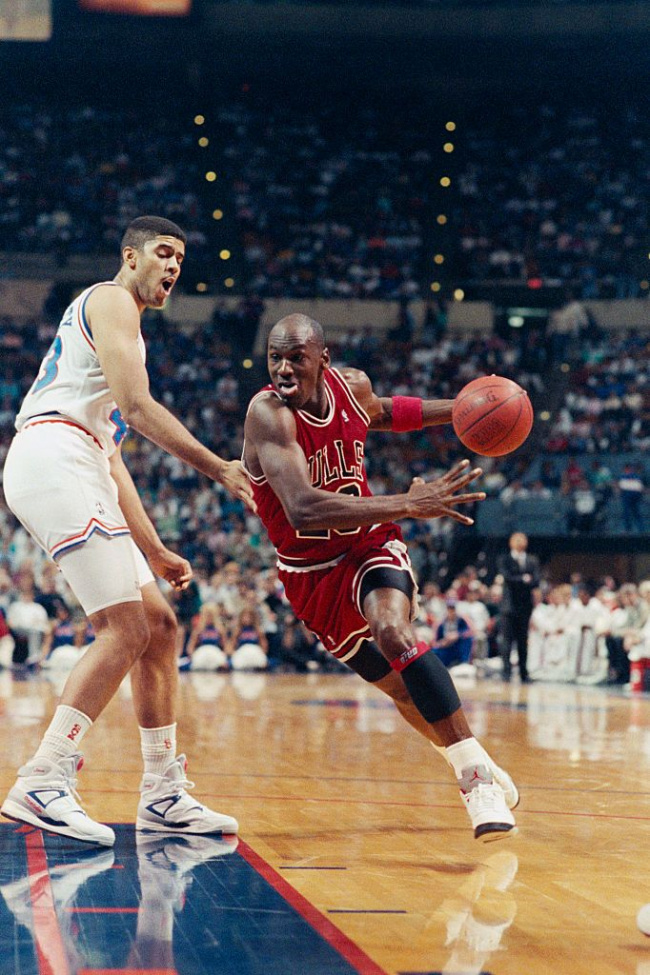 5-Time NBA All-Star Brad Daugherty Schooled Michael Jordan ... on ...